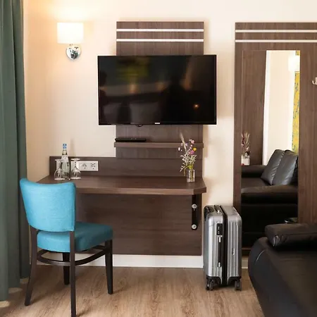 Parkhotel فندق